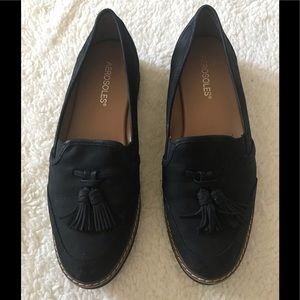 Aerosoles black shoes